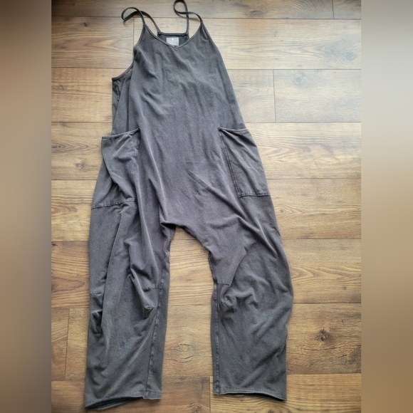 Free People Movement Jumpsuit Hot Shot Washed Black Boho Slouchy Womens Large - Picture 3 of 6